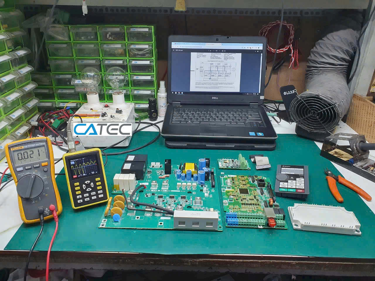 biến tần đang được sửa chữa tại xưởng catec