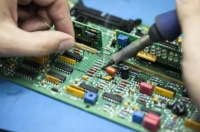 Giải Pháp Sửa Màn Hình HMI Siemens Không Lên Nguồn, Treo Logo