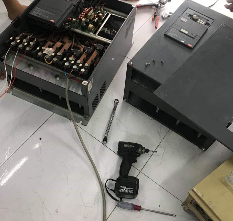 Biến tần Mitsubishi báo lỗi và Cách Sửa Chữa Để Biến Tần Hoạt động trở lại